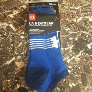 *3/$30* NWT Under Armour Kids Socks 3 pair pack